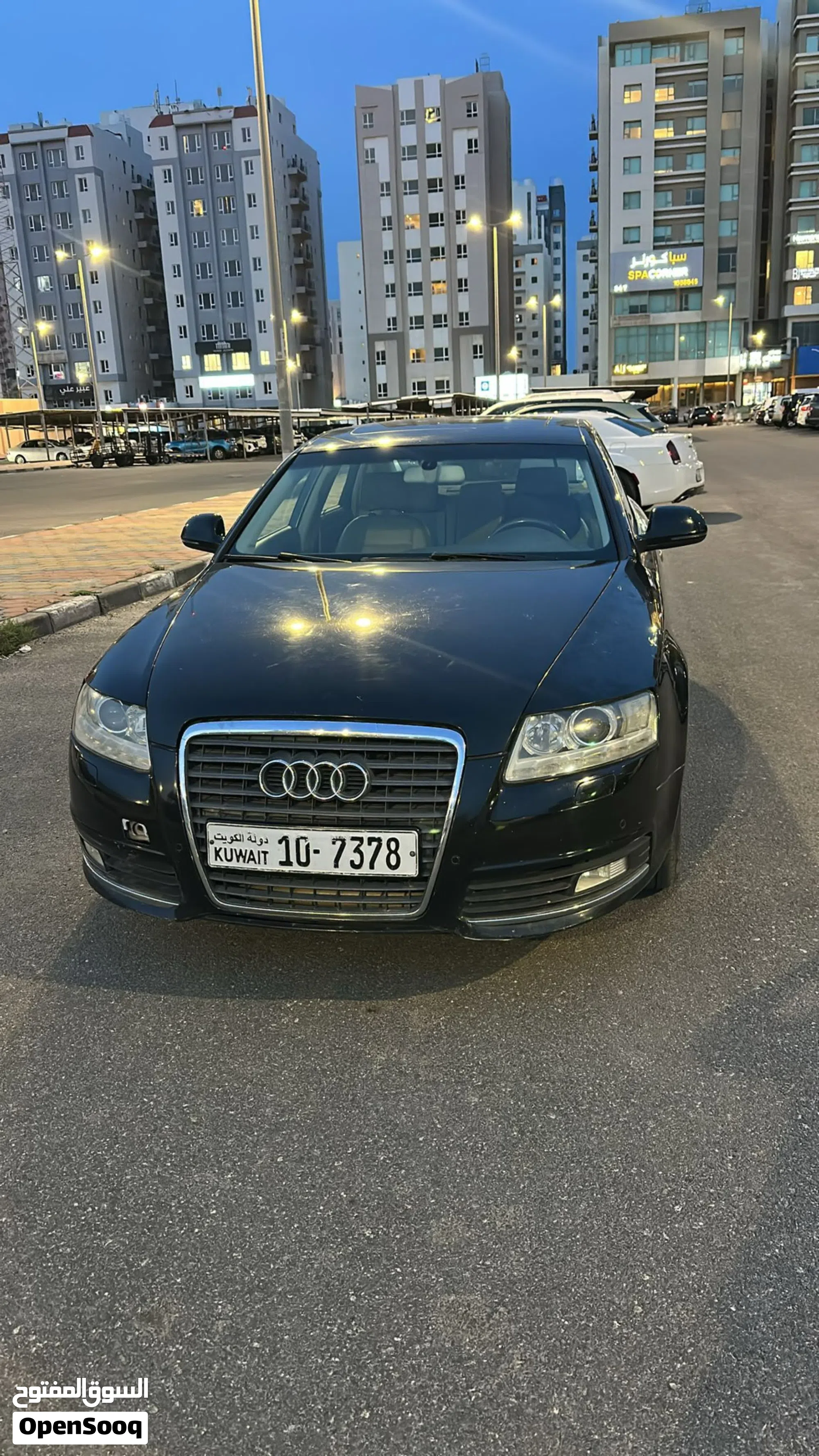 أودي A6 موديل 2010 للبيع - نظيفة وجاهزة للاستخدام - image 1