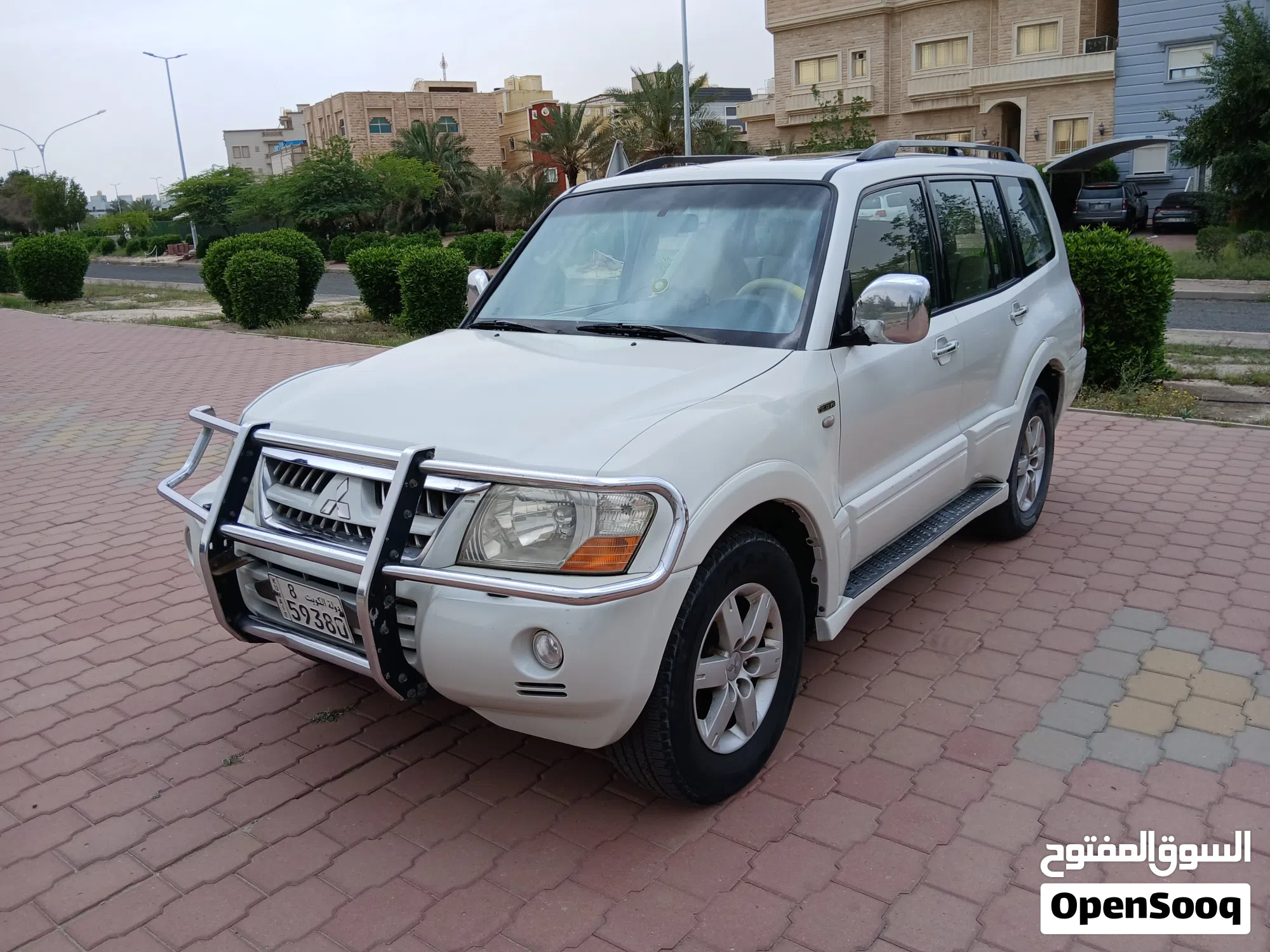ميتسوبيشي باجيرو Standard موديل 2006 للبيع في الجهراء قصر - شرط الفحص - image 1