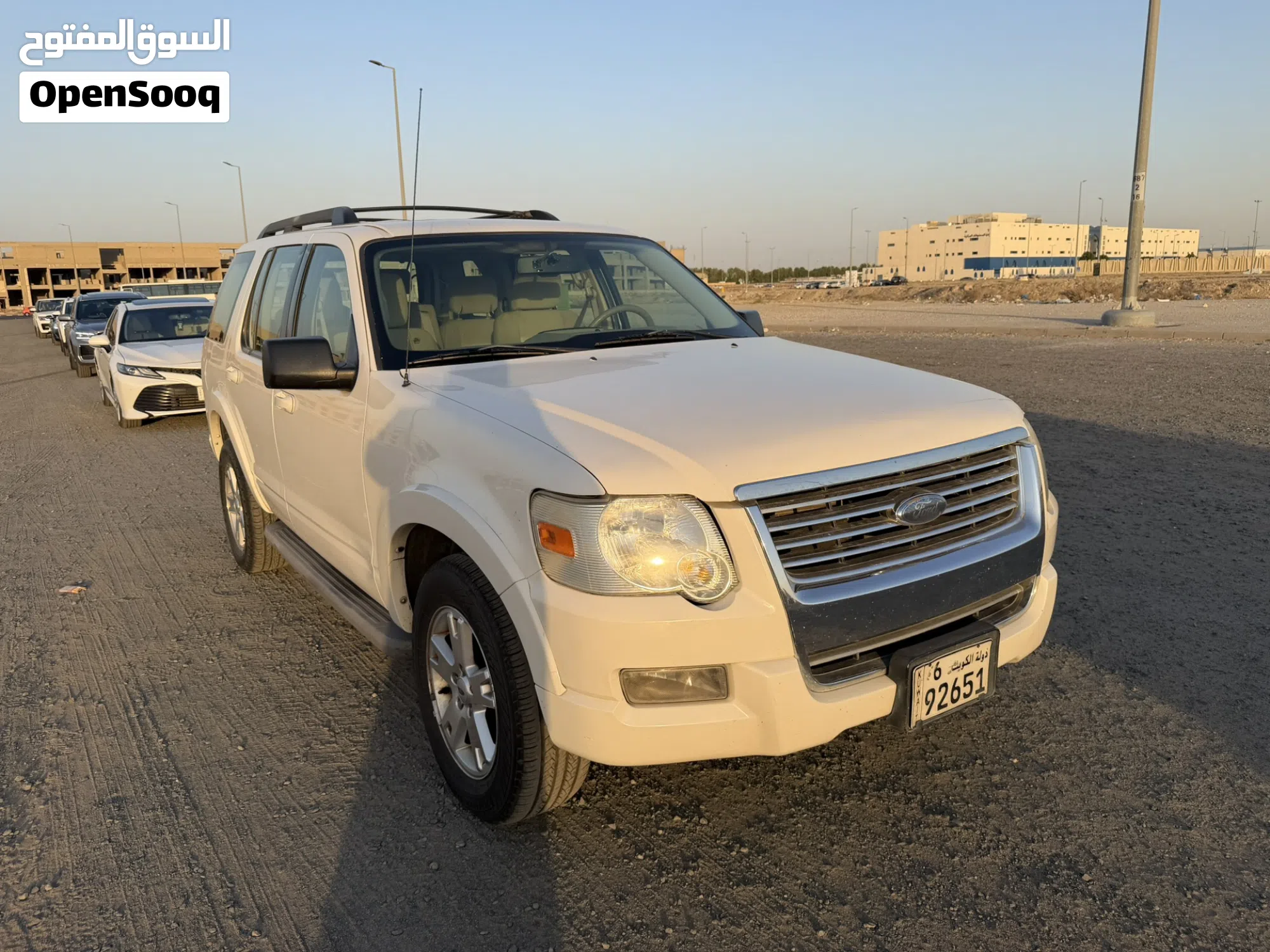 فورد اكسبلورر XLT 2010 للبيع في الفروانية - نظيفة وشرط الفحص - image 1